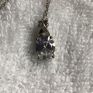 Charmed Aroma S925 silver necklace with clear chips and large stone